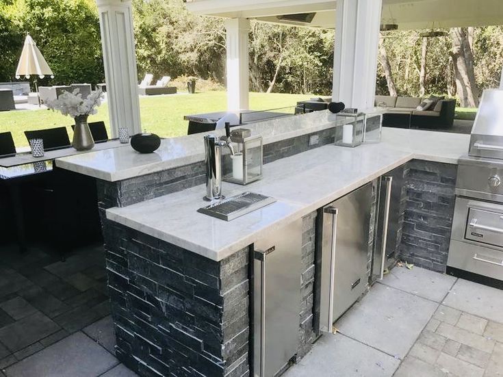 An outdoor kitchen